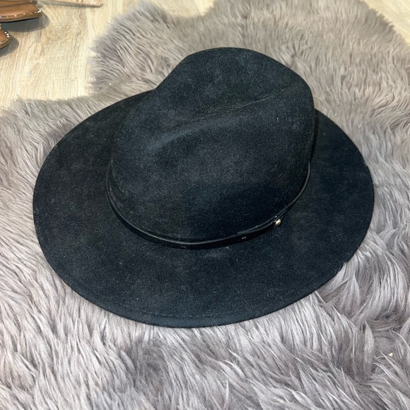 Free people Wythe black wool hat. One size fits most, leather strap. - Picture 1 of 3